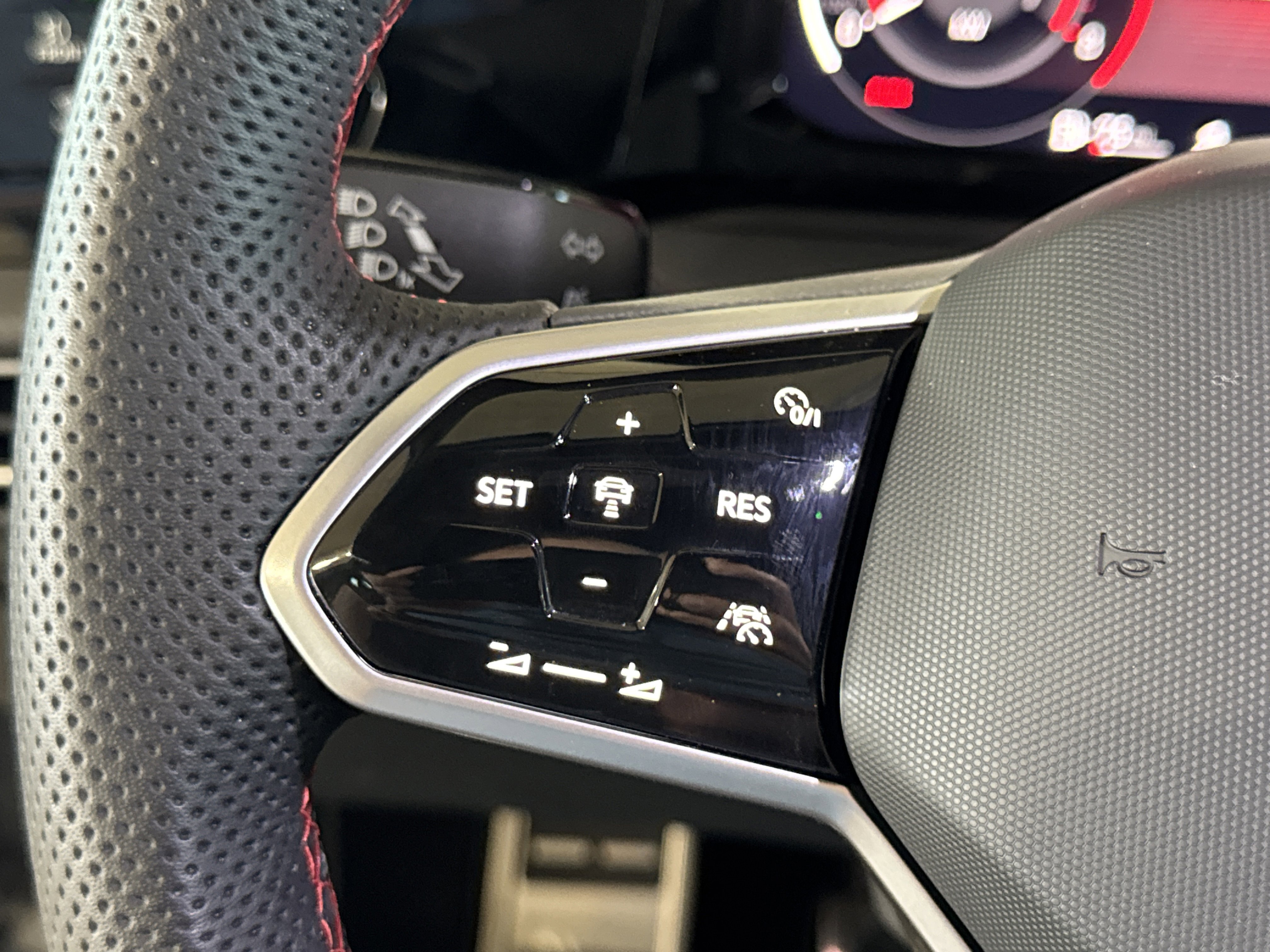 Used 2024 Volkswagen GTI S image 21