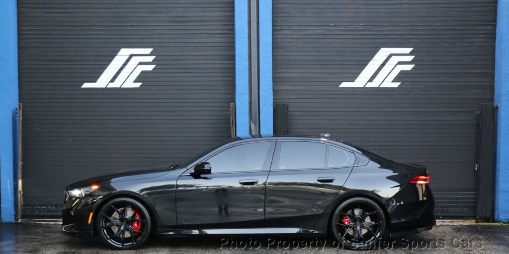 Used 2025 BMW 540i xDrive image 2