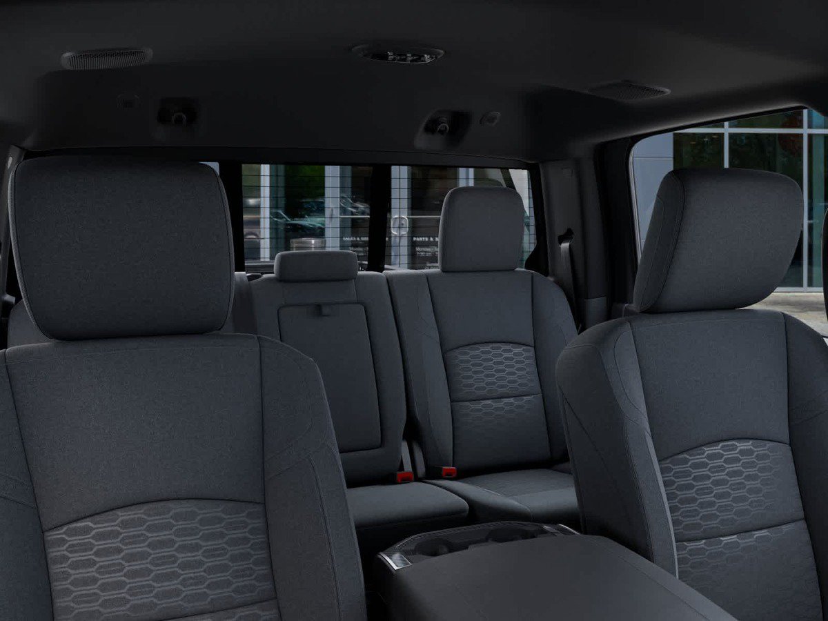 New 2026 RAM 2500 Big Horn AWD/4WD image 26
