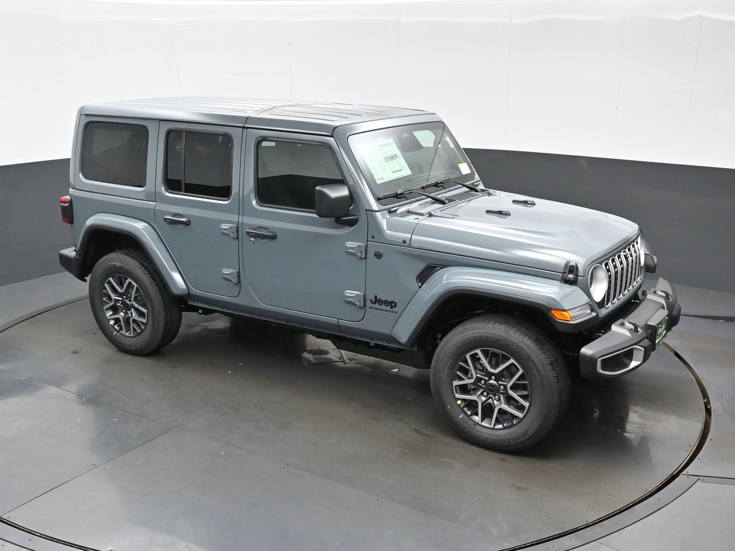 New 2026 Jeep Wrangler Unlimited Sahara w/ Safety Group AWD/4WD image 27