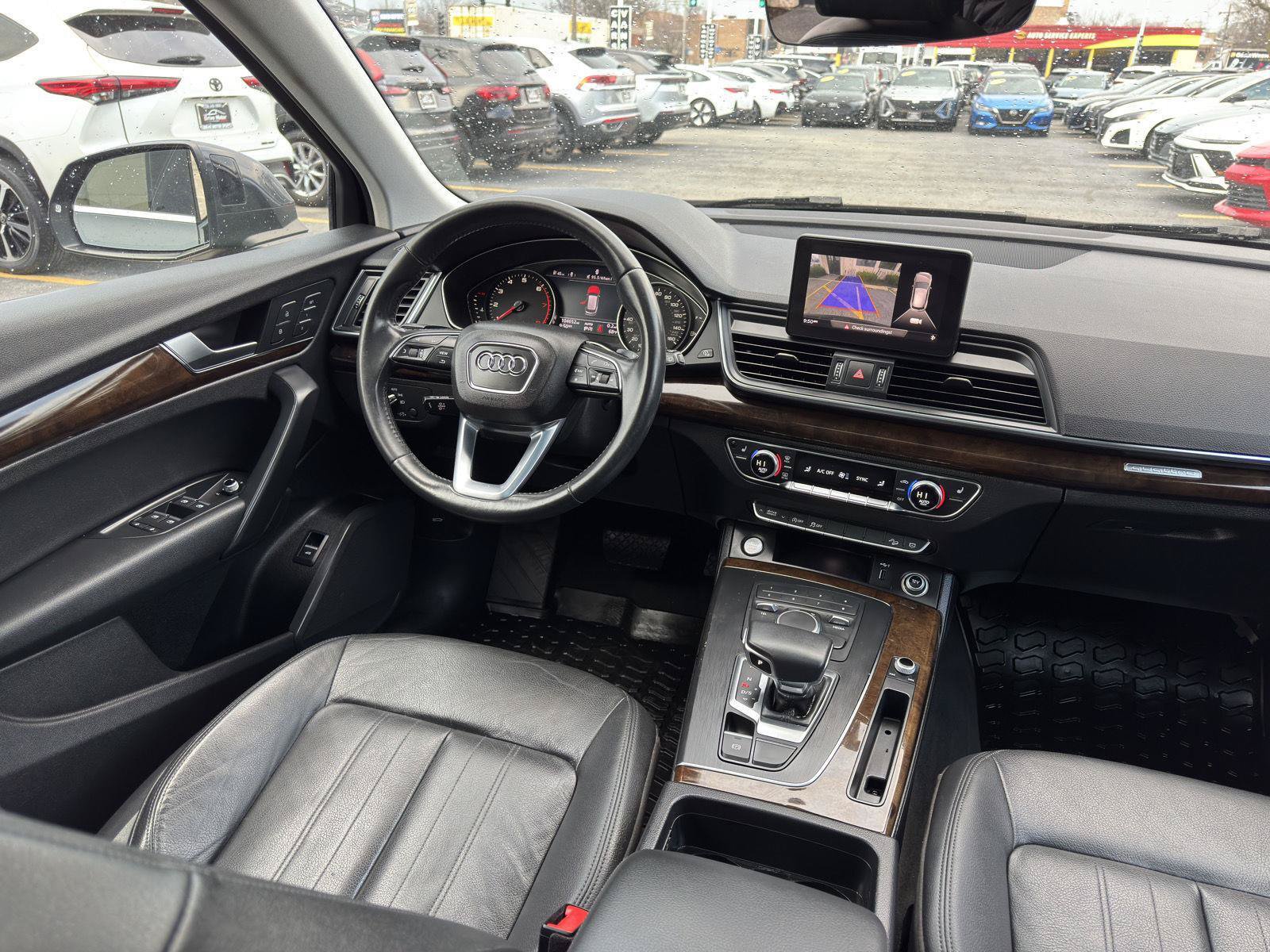 Used 2019 Audi Q5 2.0T Premium w/ Convenience Package AWD/4WD image 29