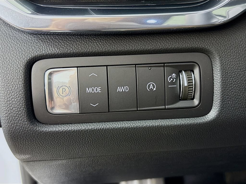 New 2026 GMC Acadia Denali Ultimate AWD/4WD image 10
