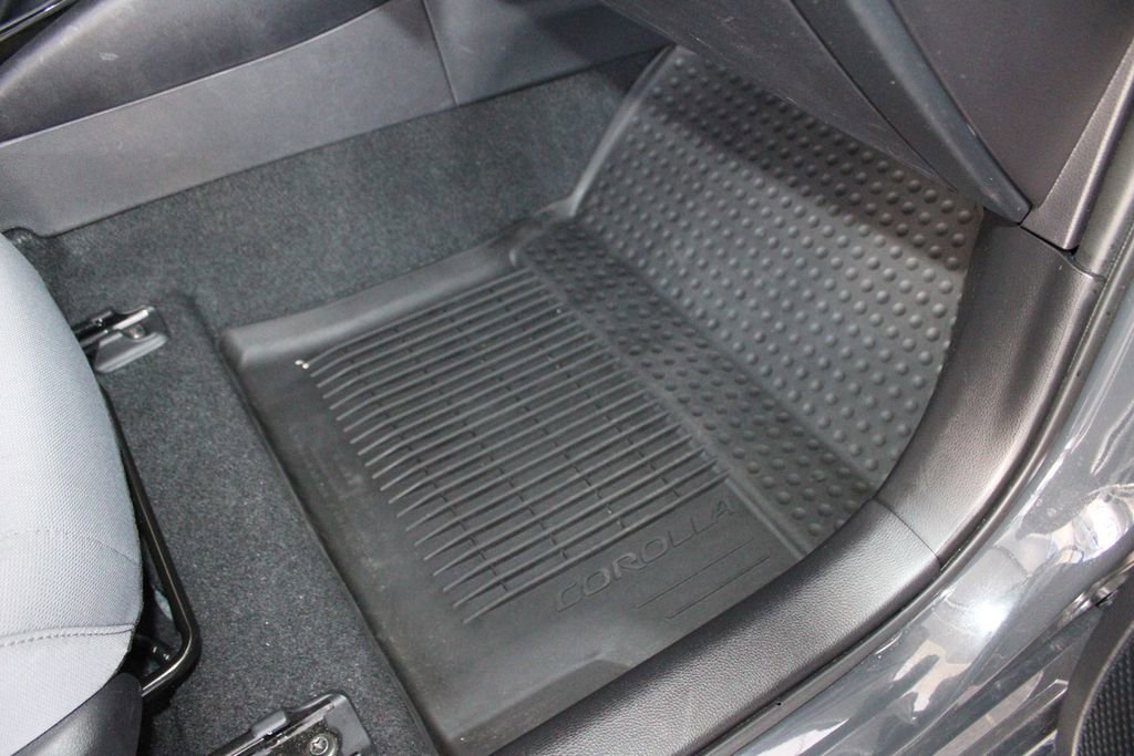 Certified 2026 Toyota Corolla SE w/ SE Package FWD image 41