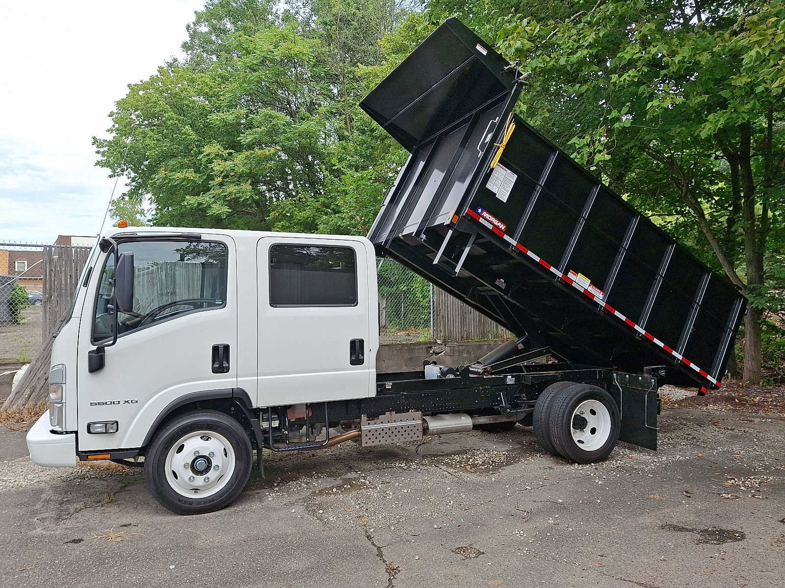 New 2024 Chevrolet Low Cab Forward 5500XG image 4