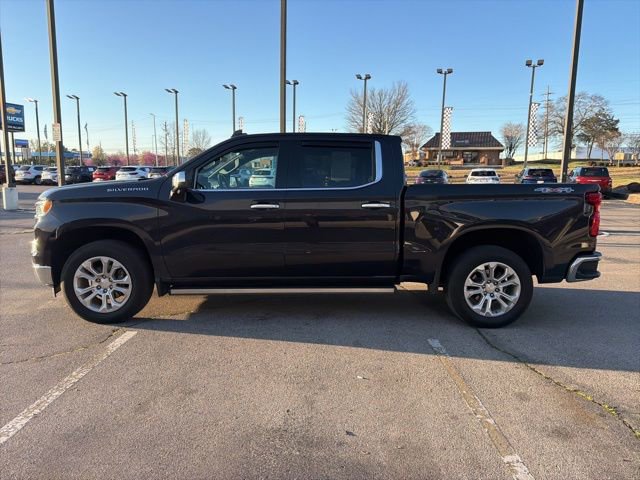 Used 2022 Chevrolet Silverado 1500 LTZ w/ Technology Package image 6