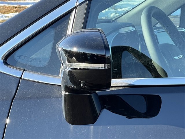 New 2026 Chrysler Pacifica Limited w/ Uconnect Theater Family Group image 45