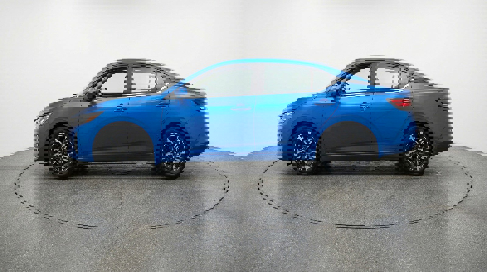 Used 2025 Nissan Sentra SV image 4