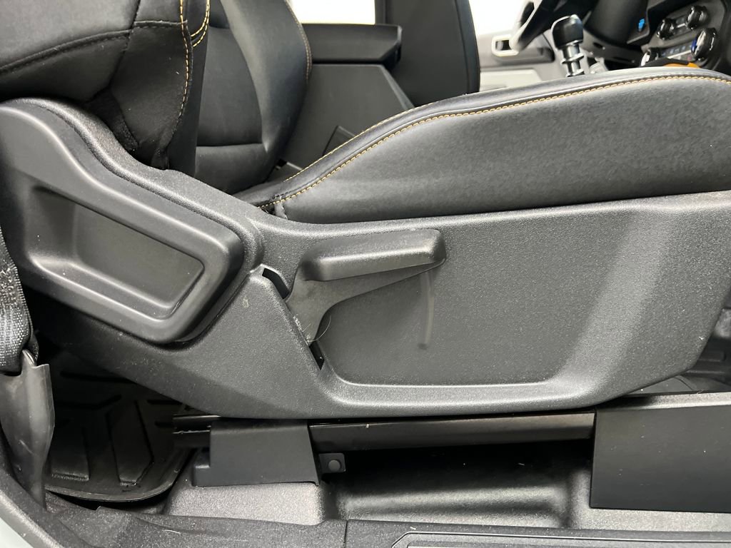 Used 2024 Ford Bronco Badlands image 18