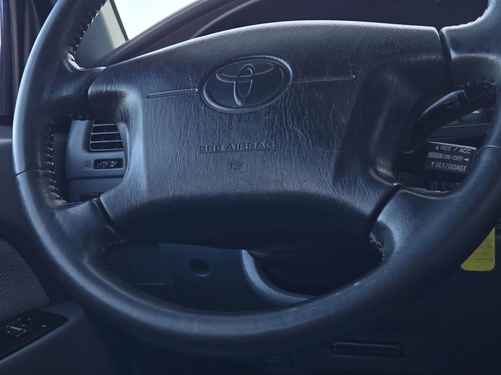 Used 2000 Toyota 4Runner SR5 image 27