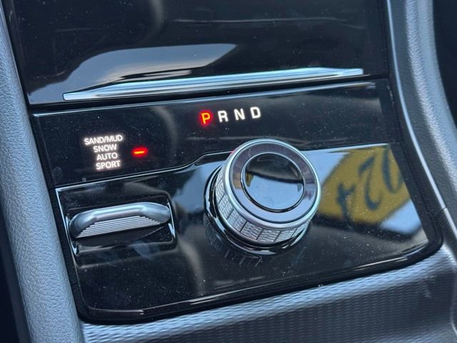 Certified 2024 Jeep Grand Cherokee Limited w/ Black Appearance Package image 37