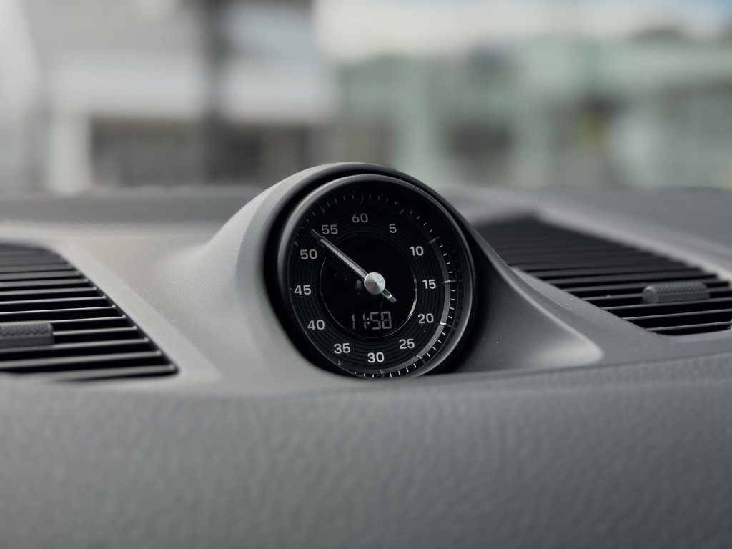 New 2025 Porsche Cayenne E-Hybrid image 44