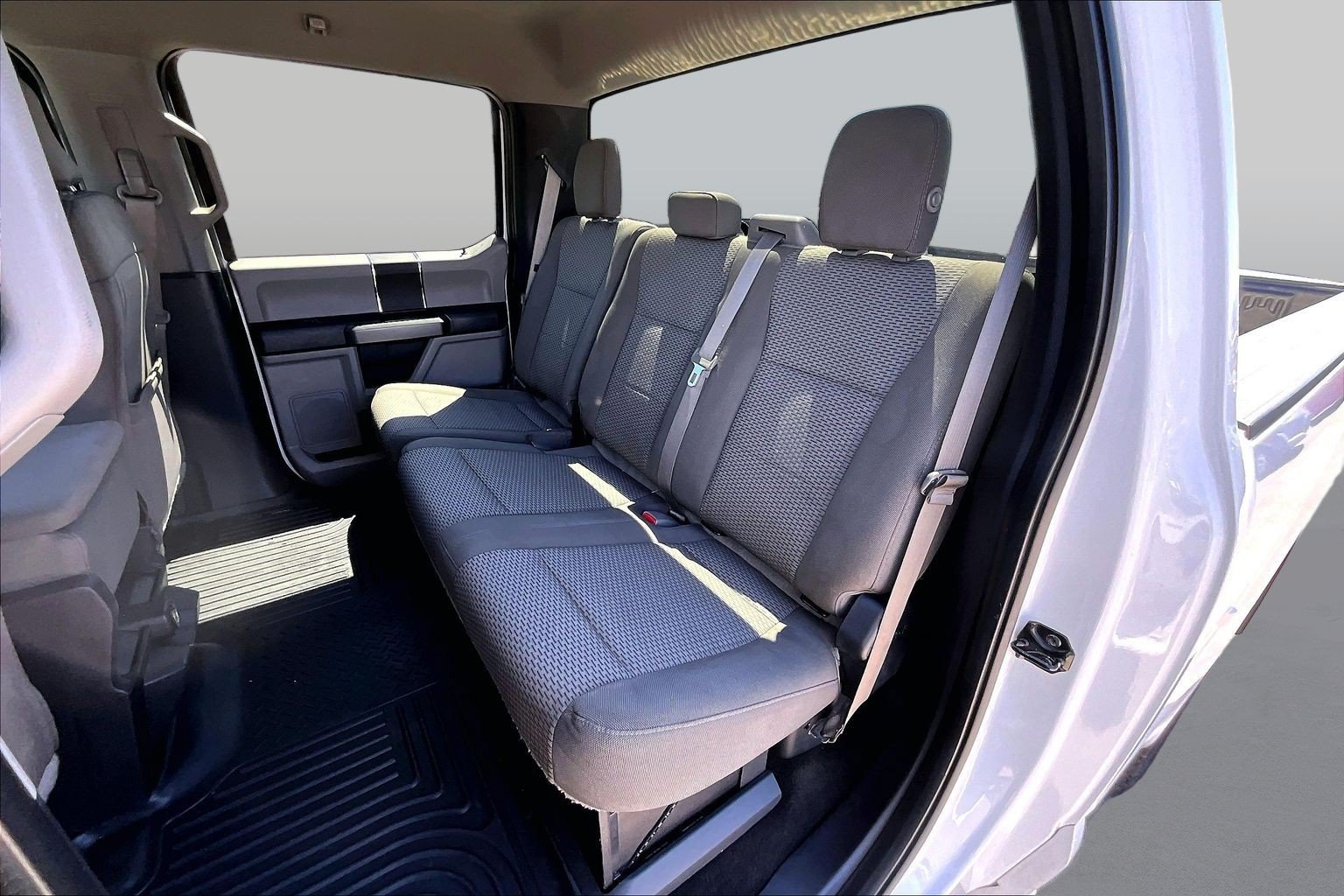 Used 2017 Ford F250 XLT AWD/4WD image 24