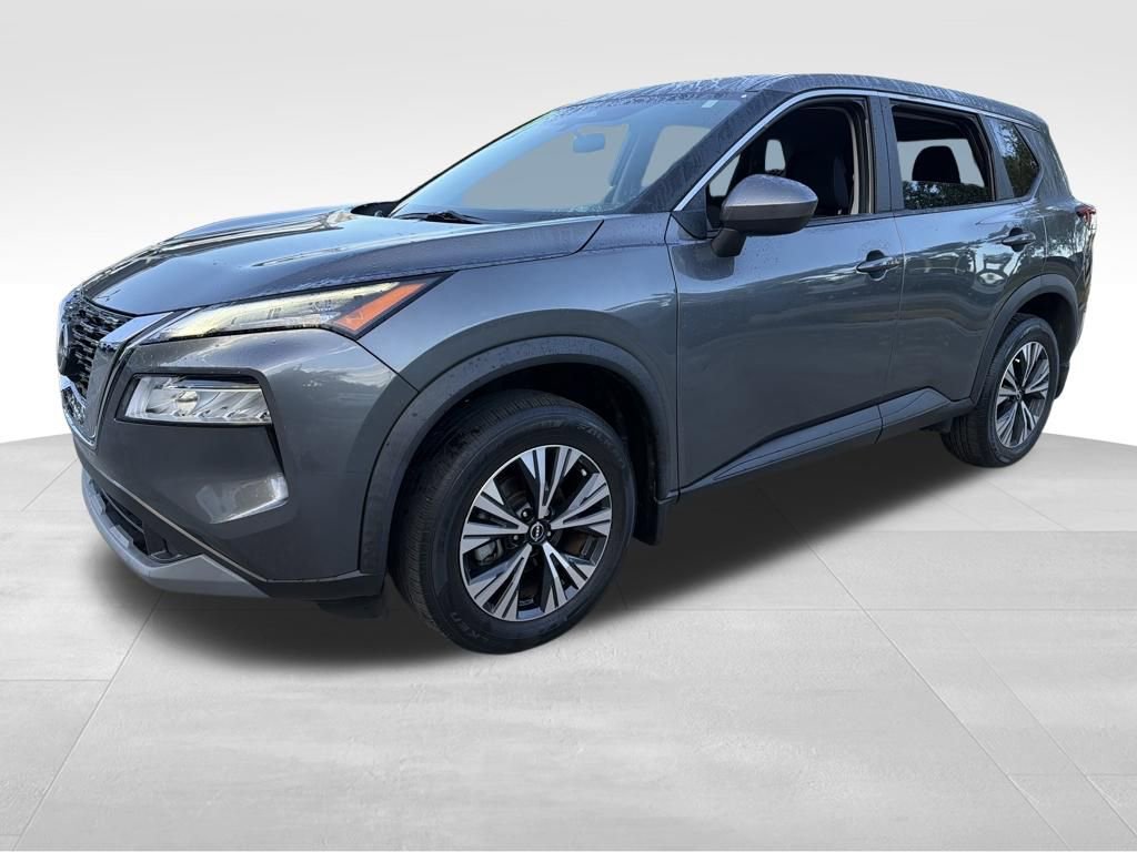 Certified 2023 Nissan Rogue SV image 3