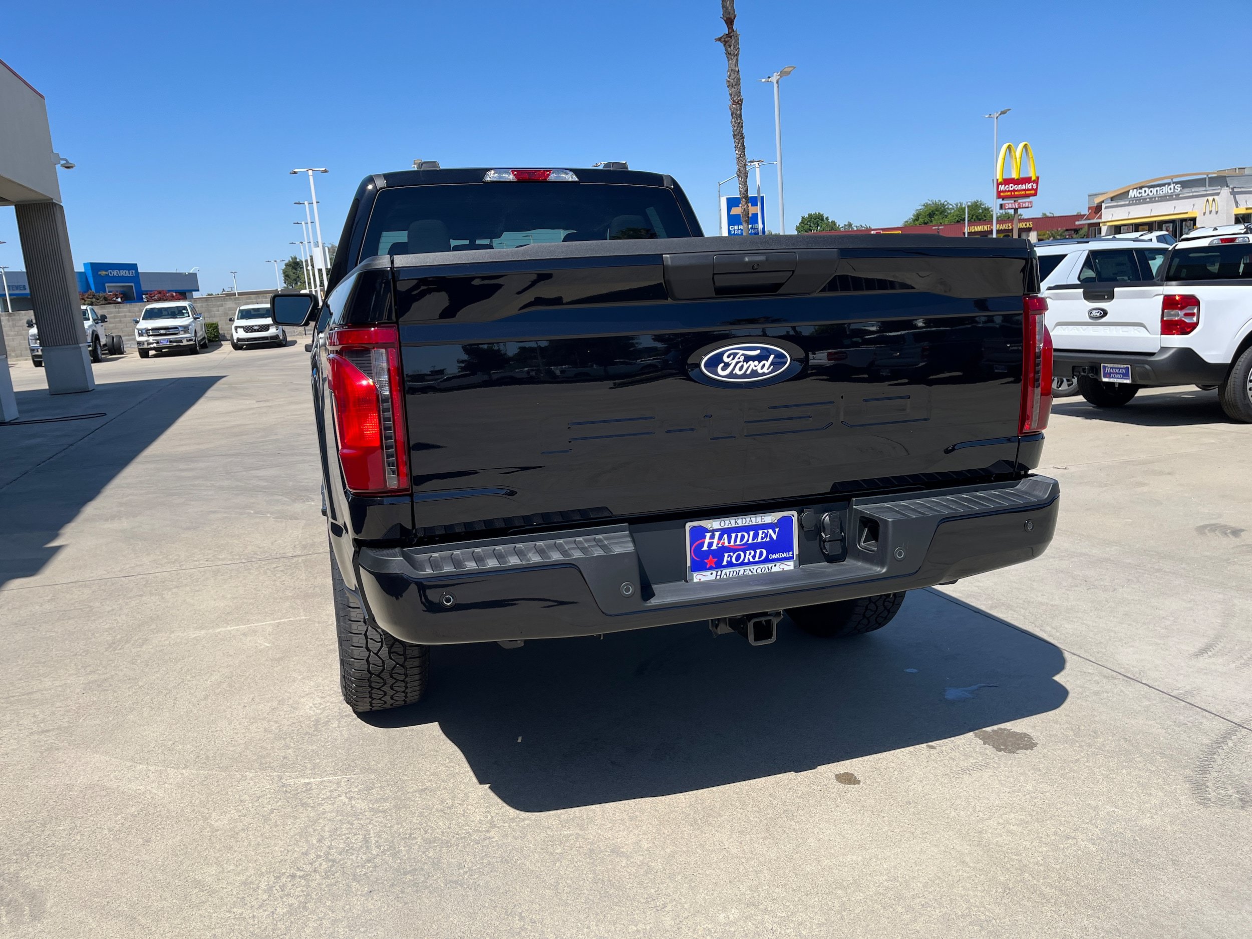 New 2026 Ford F150 XLT w/ Mobile Office Package AWD/4WD image 5