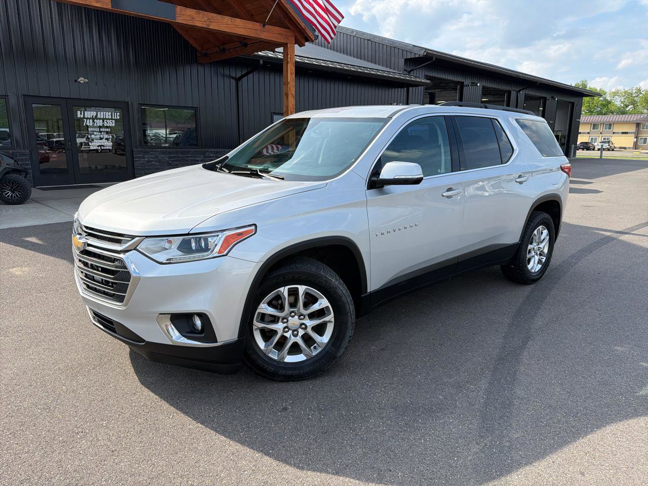 Used 2020 Chevrolet Traverse LT