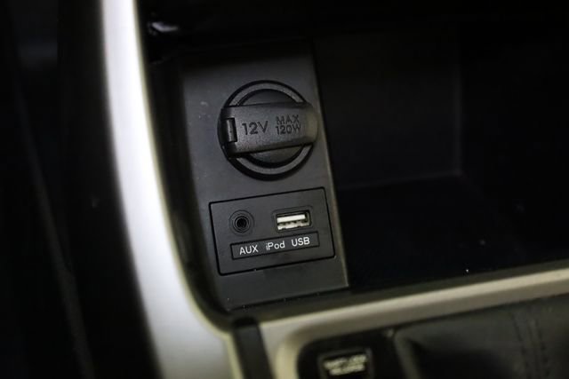 Used 2016 Hyundai Elantra SE FWD image 22