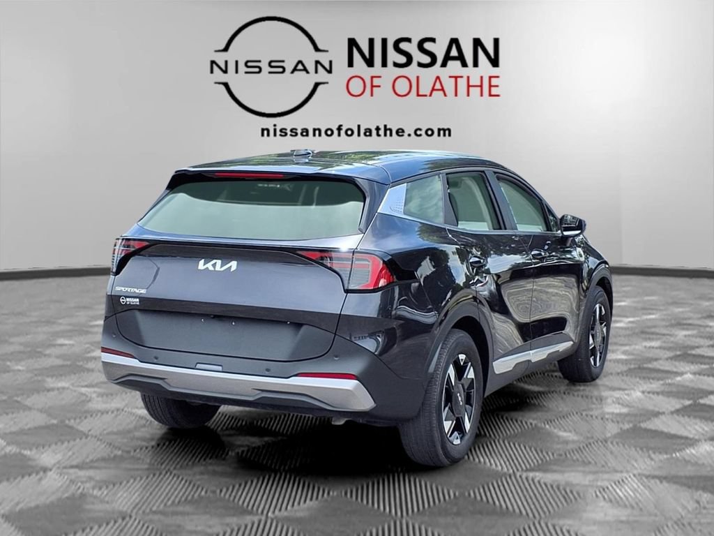 Used 2026 Kia Sportage LX FWD image 26