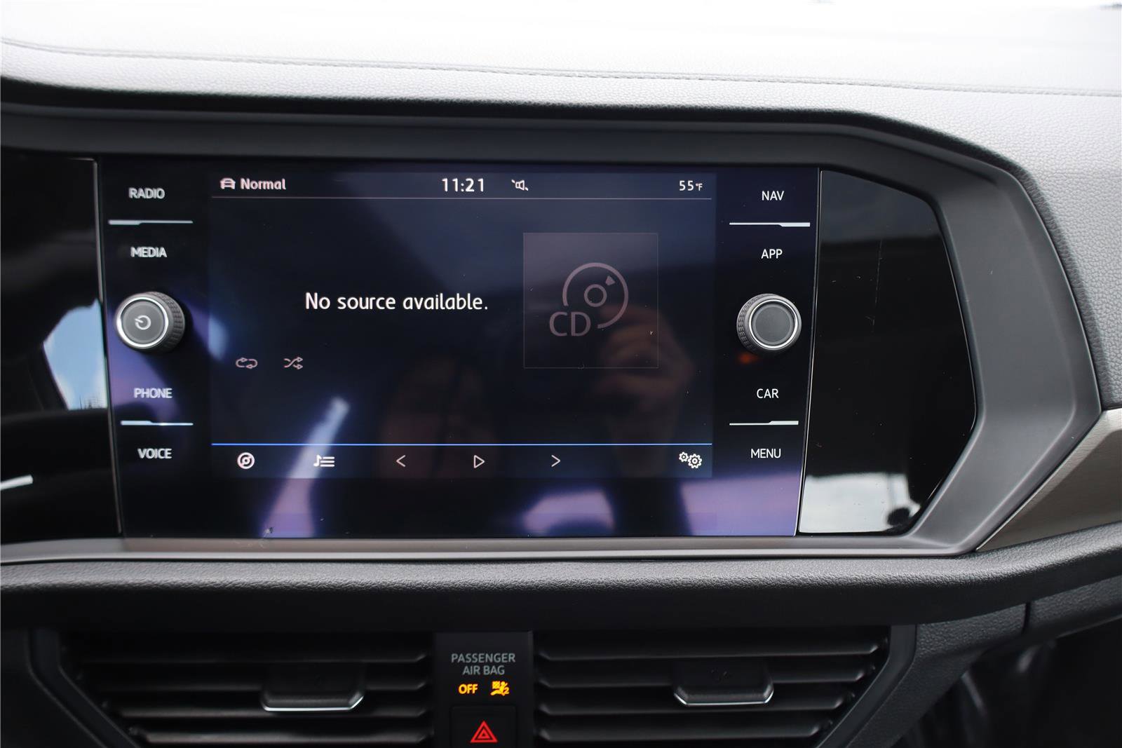 Used 2019 Volkswagen Jetta SEL Premium image 20