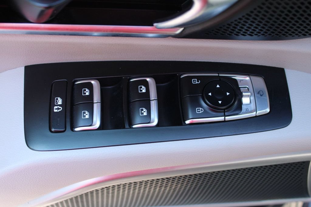 Used 2022 Kia Telluride EX FWD image 29