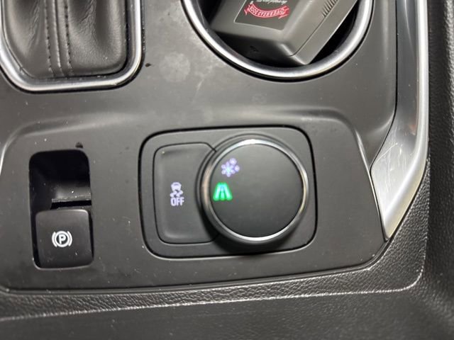 Used 2019 Chevrolet Traverse LT image 9