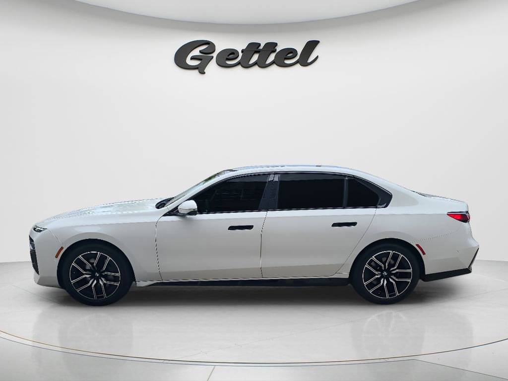 Used 2023 BMW 740i RWD image 8