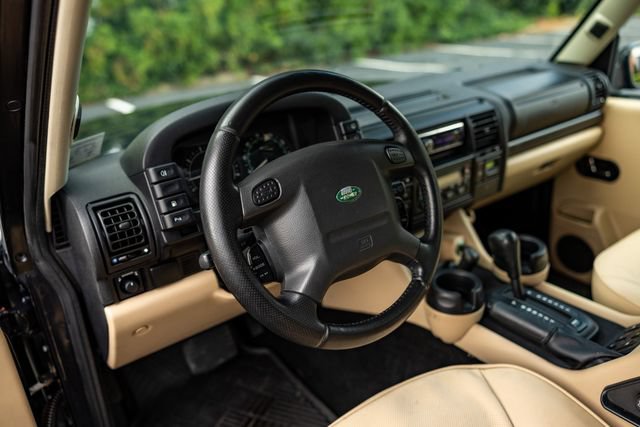 Used 2004 Land Rover Discovery S AWD/4WD image 11