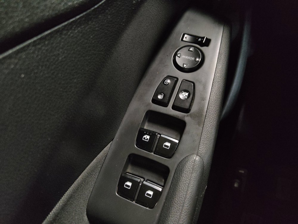 Used 2022 Hyundai Accent SEL FWD image 27