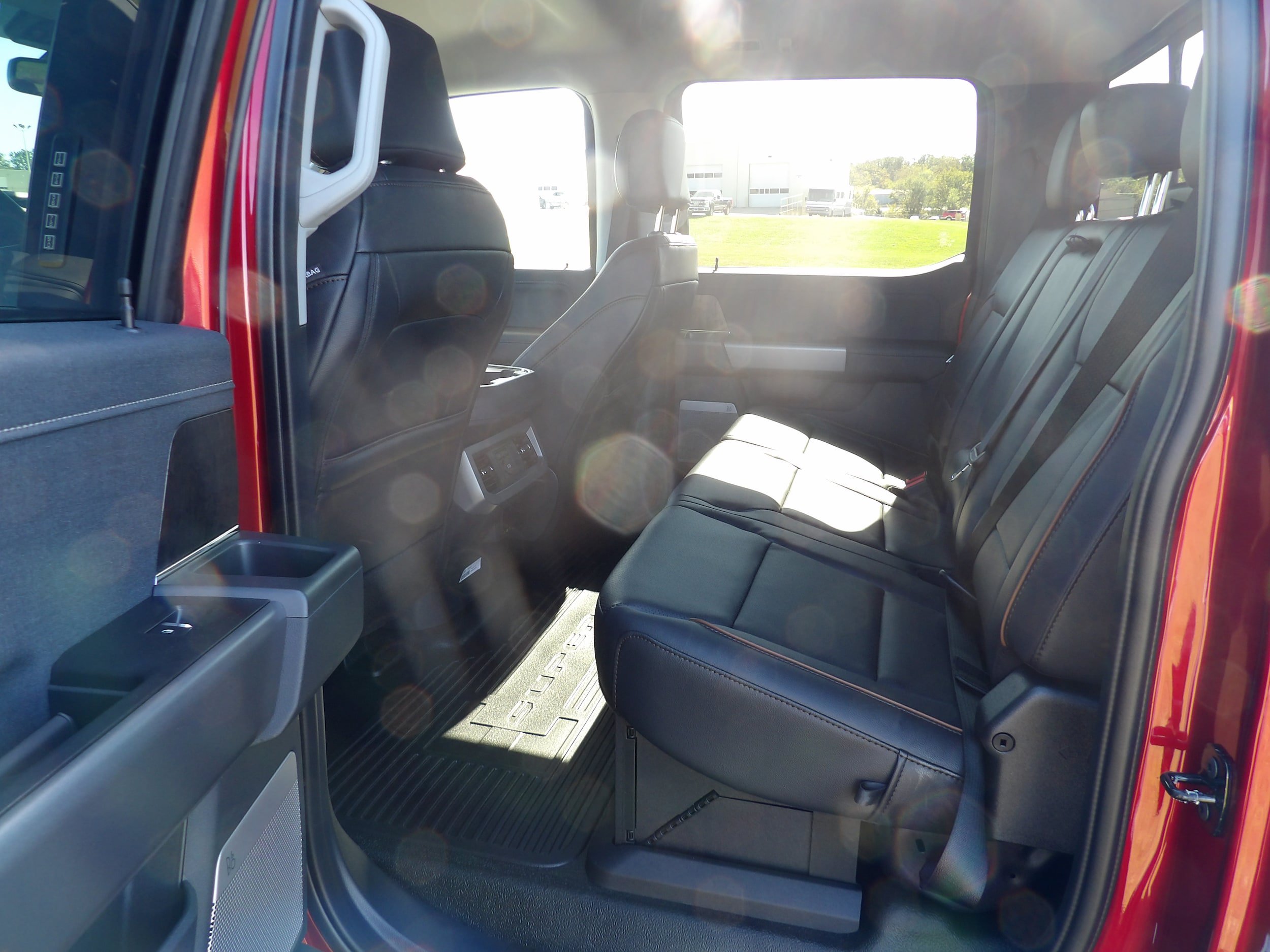 New 2026 Ford F350 Lariat AWD/4WD image 21