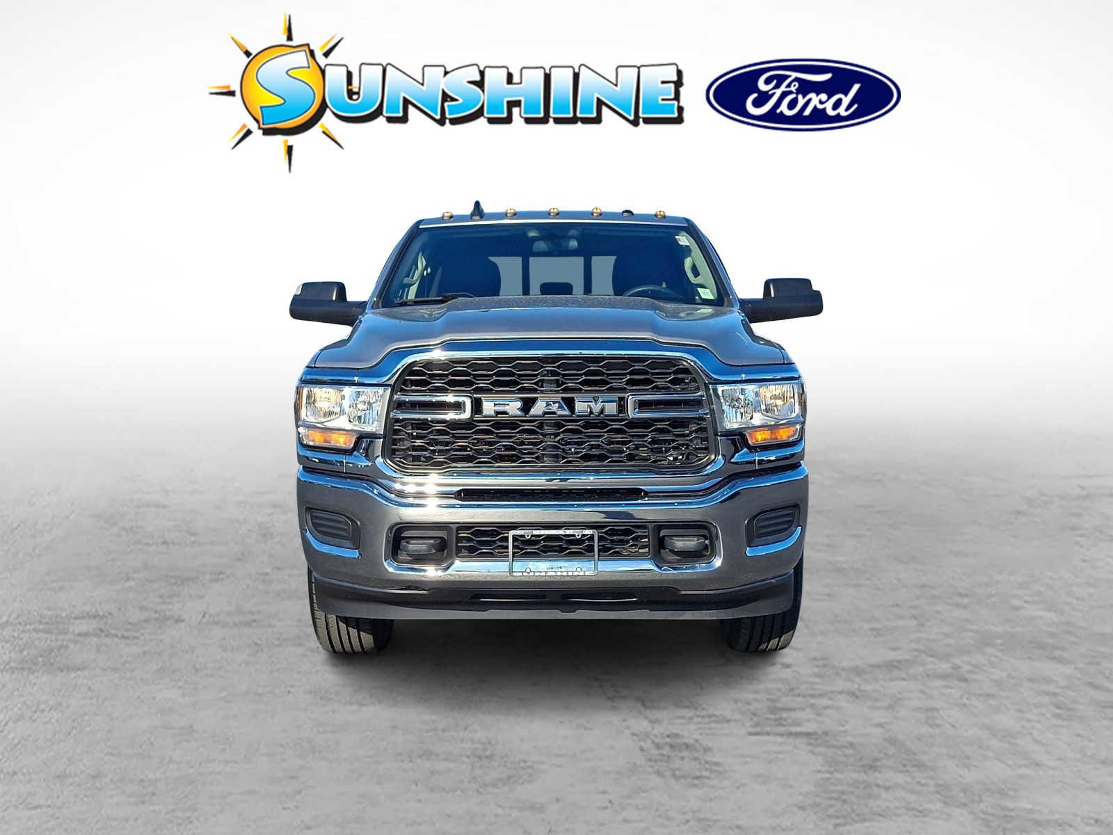 Used 2019 RAM 3500 Tradesman AWD/4WD image 2