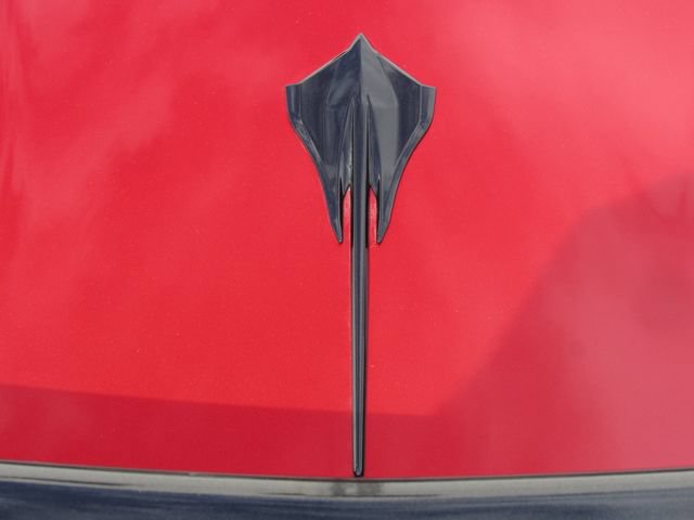 Used 2023 Chevrolet Corvette Stingray Premium Conv w/ Z51 Performance Package RWD image 8