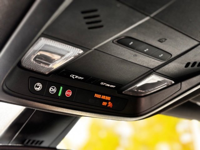 Certified 2023 Chevrolet Blazer RS w/ LPO, Floor Liner Package image 18