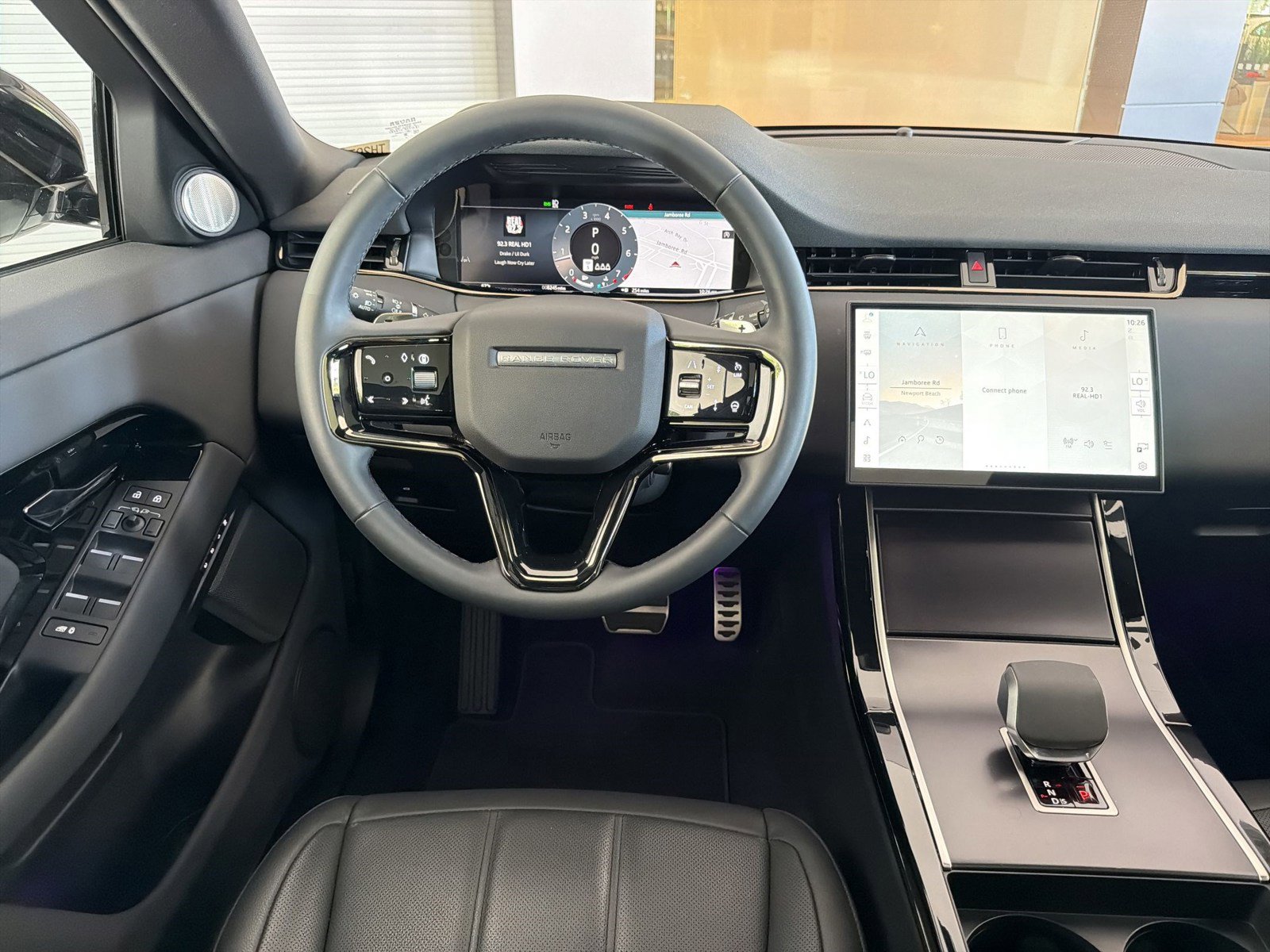 Certified 2026 Land Rover Range Rover Evoque Dynamic SE AWD/4WD image 28