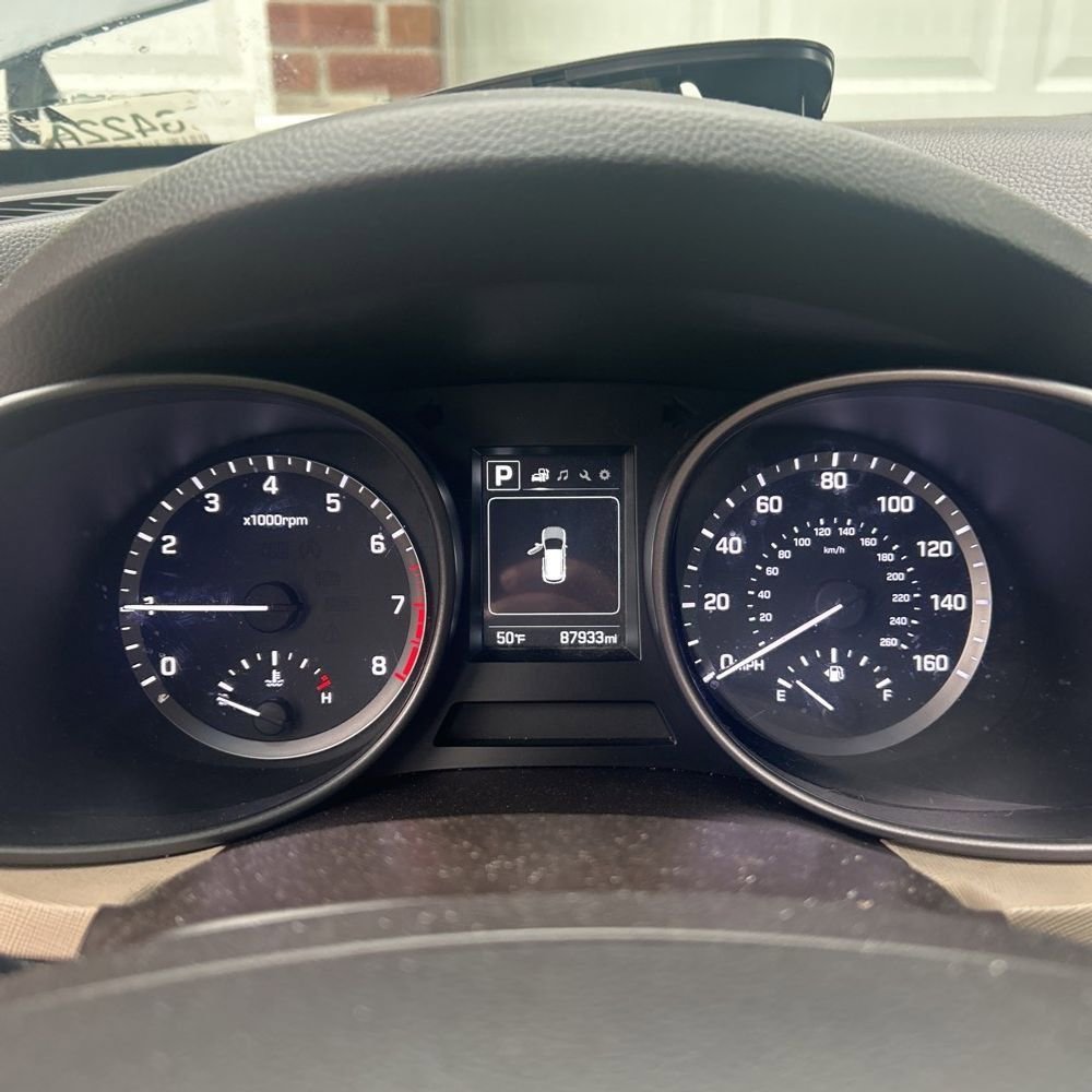 Used 2017 Hyundai Santa Fe Sport AWD/4WD image 8