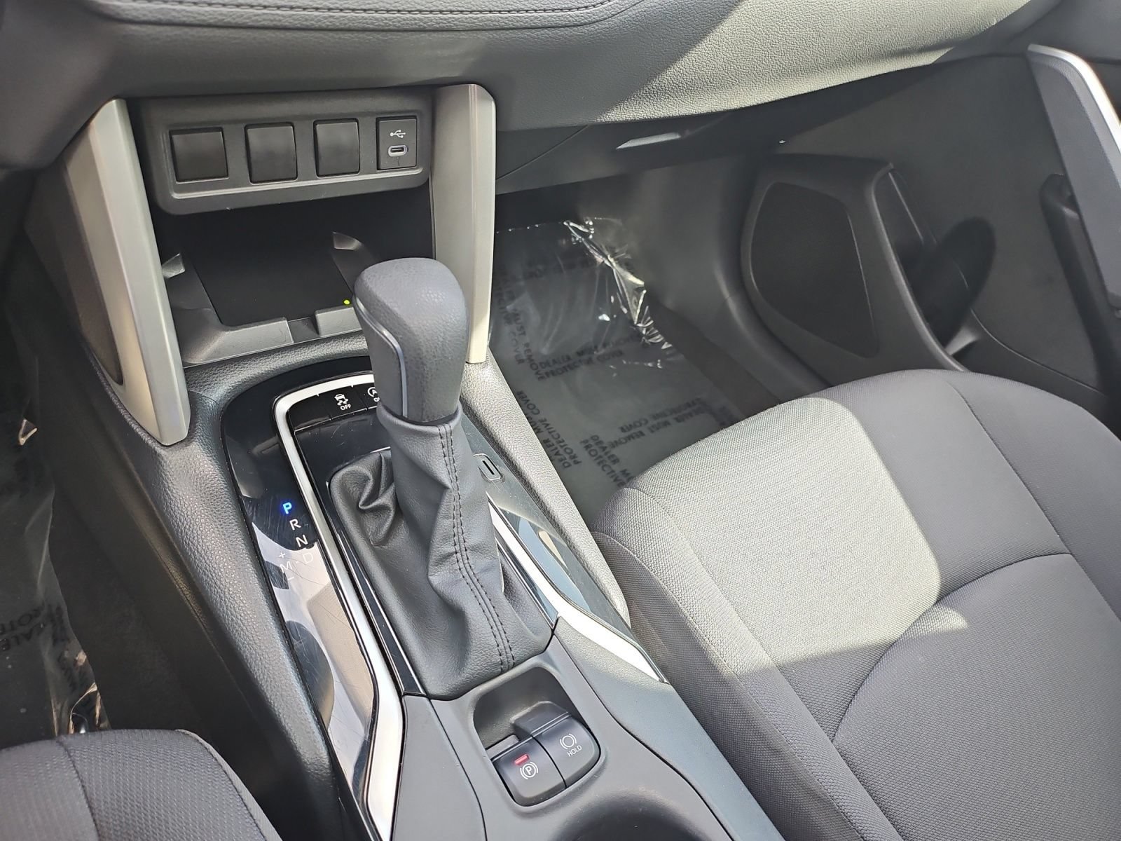 Used 2024 Toyota Corolla Cross LE w/ Moonroof Package FWD image 25