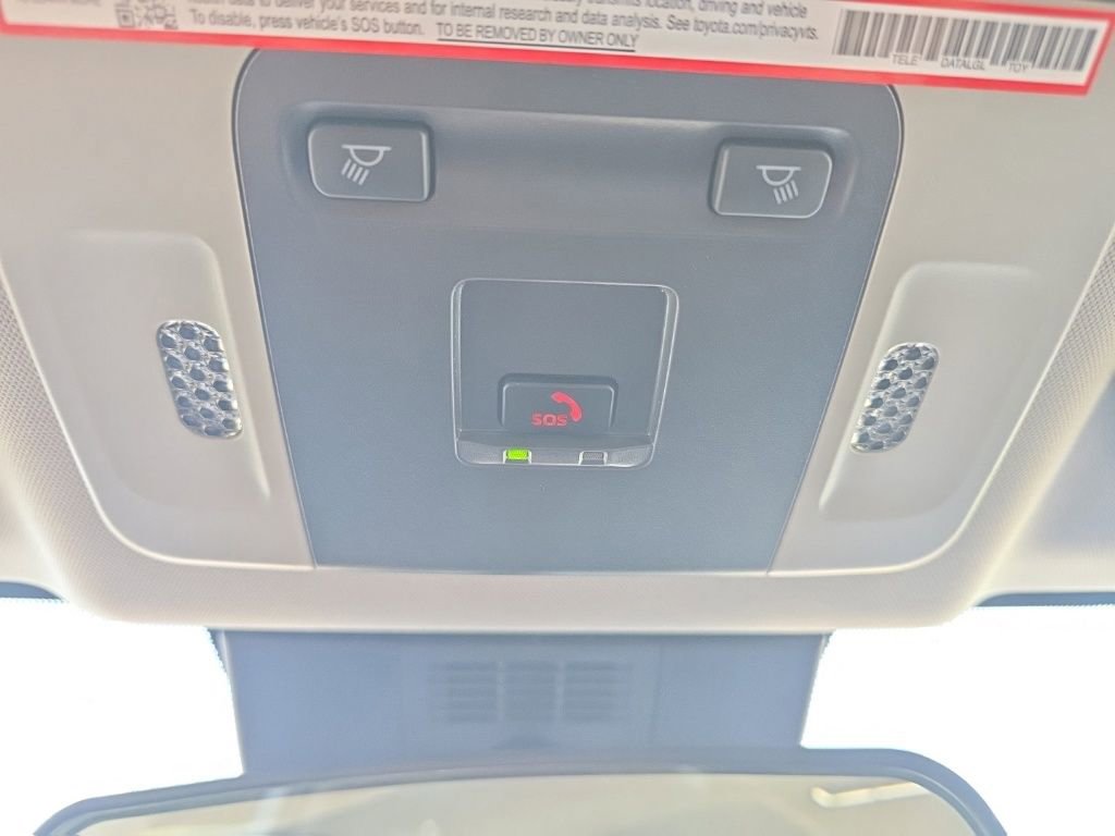 Used 2026 Toyota Camry LE image 32