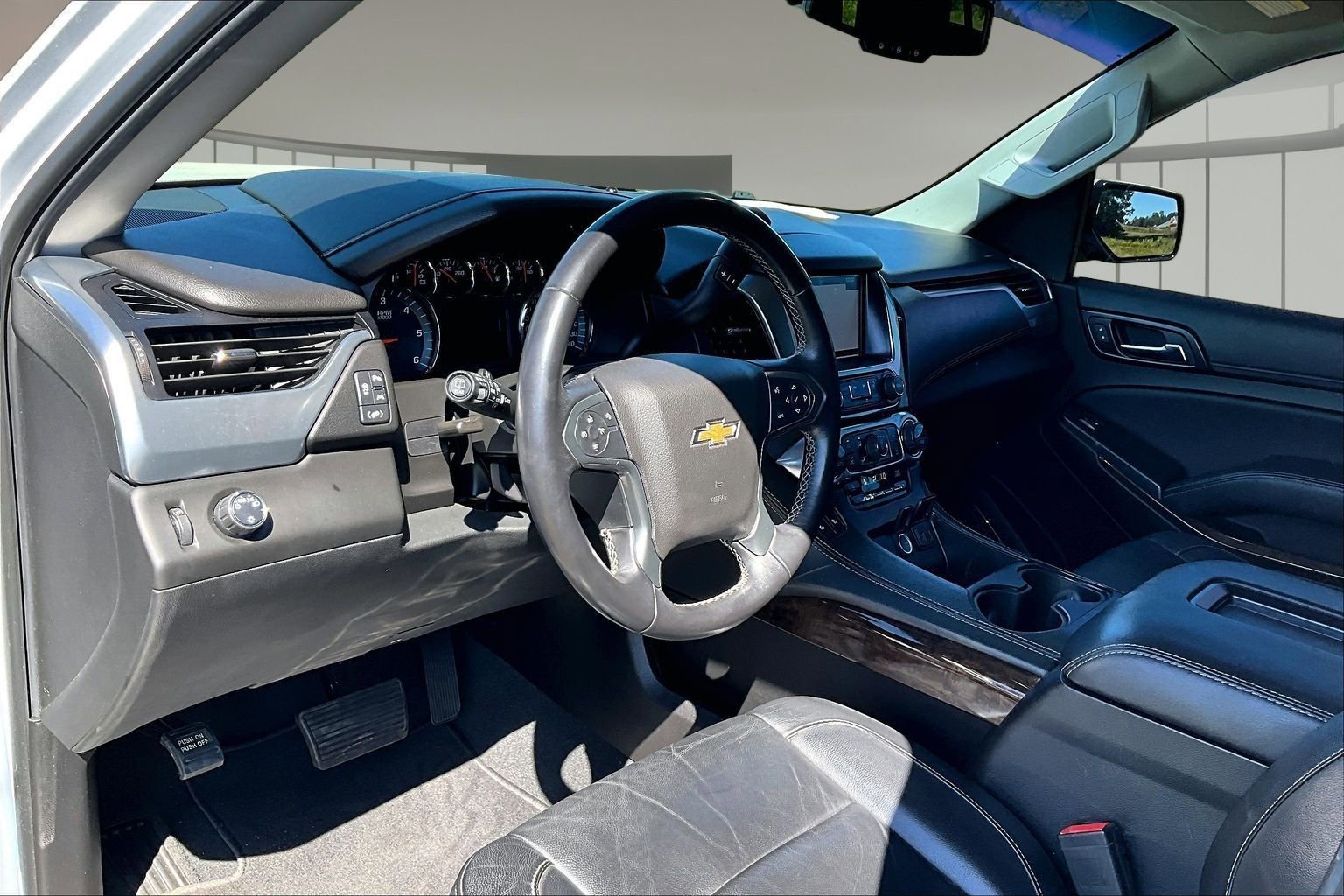Used 2019 Chevrolet Tahoe LT RWD image 17