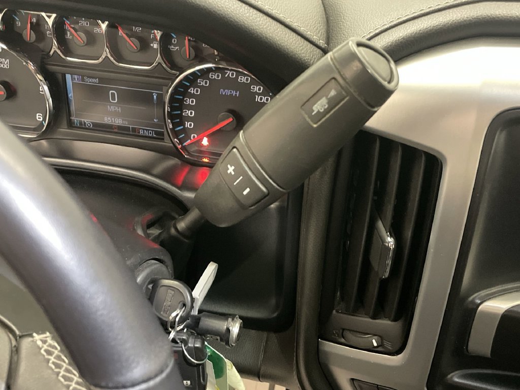Used 2019 GMC Sierra 1500 SLE w/ SLE Value Package AWD/4WD image 9