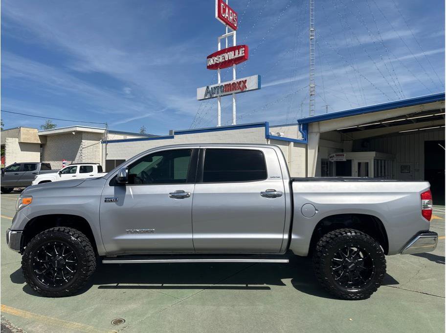 Used 2014 Toyota Tundra Limited image 9
