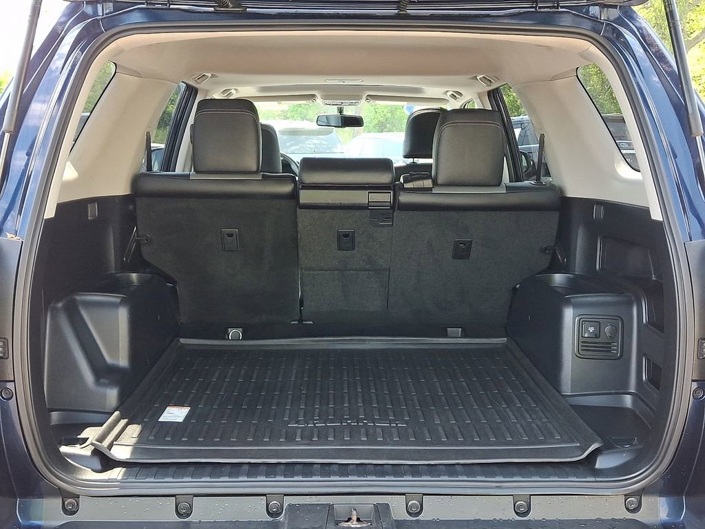 Used 2019 Toyota 4Runner SR5 Premium AWD/4WD image 29