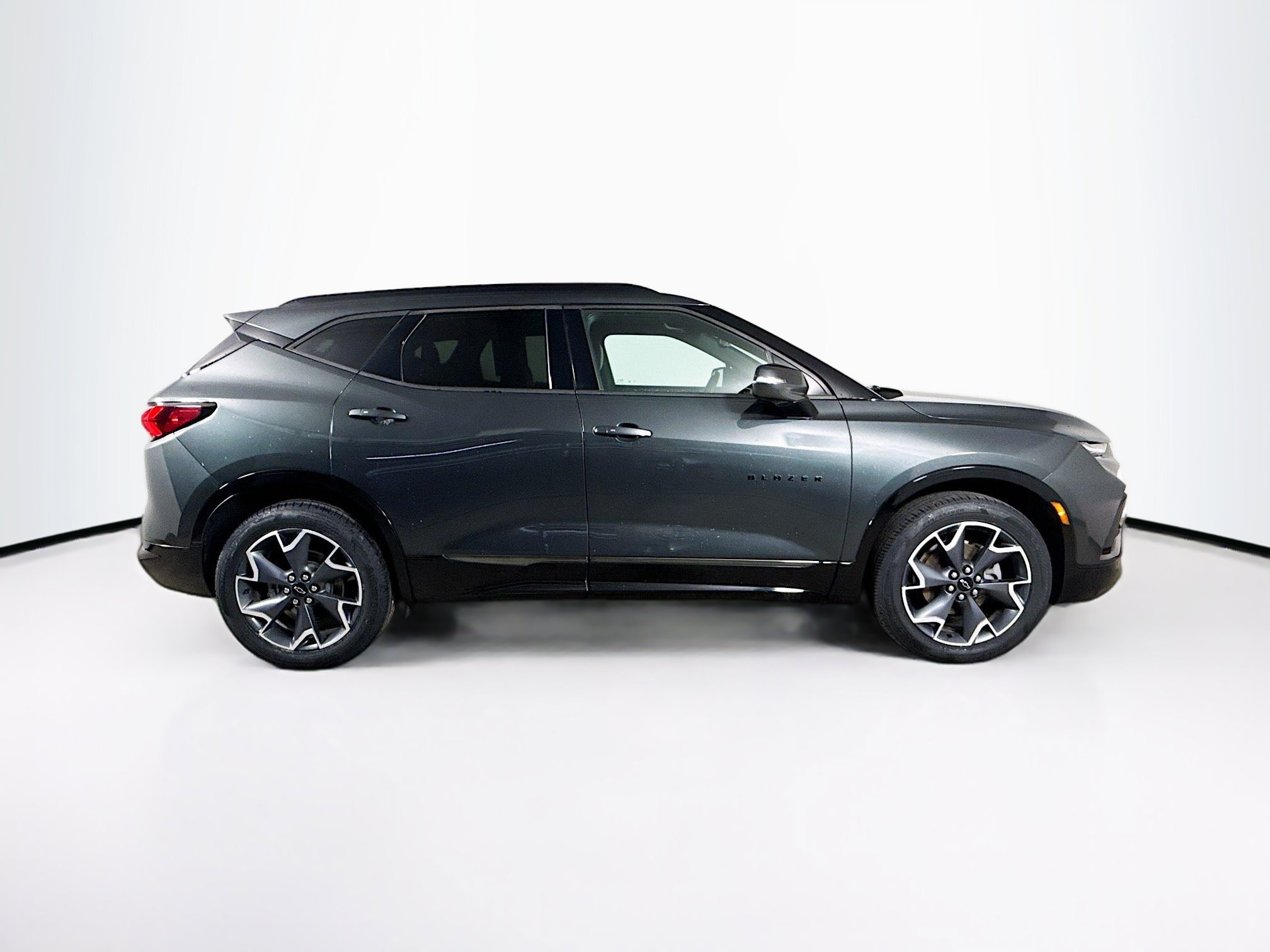 Used 2020 Chevrolet Blazer RS FWD image 2