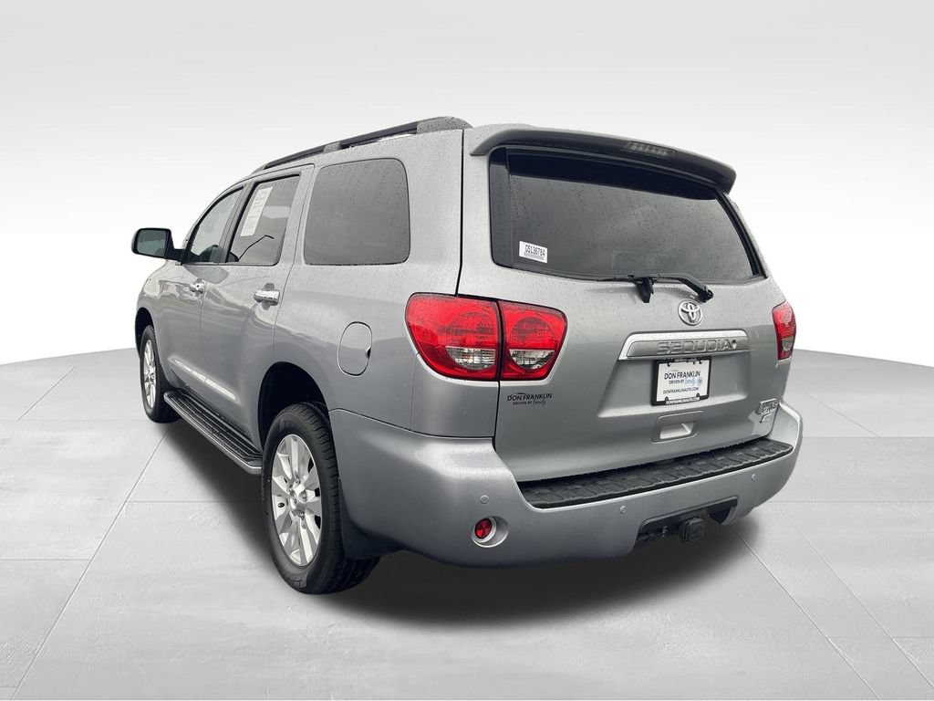 Used 2016 Toyota Sequoia Platinum AWD/4WD image 3