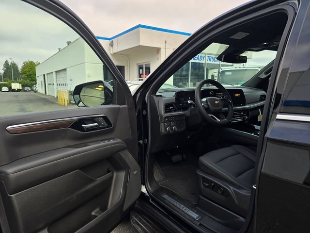 New 2026 Chevrolet Suburban LT w/ Comfort Package AWD/4WD image 20