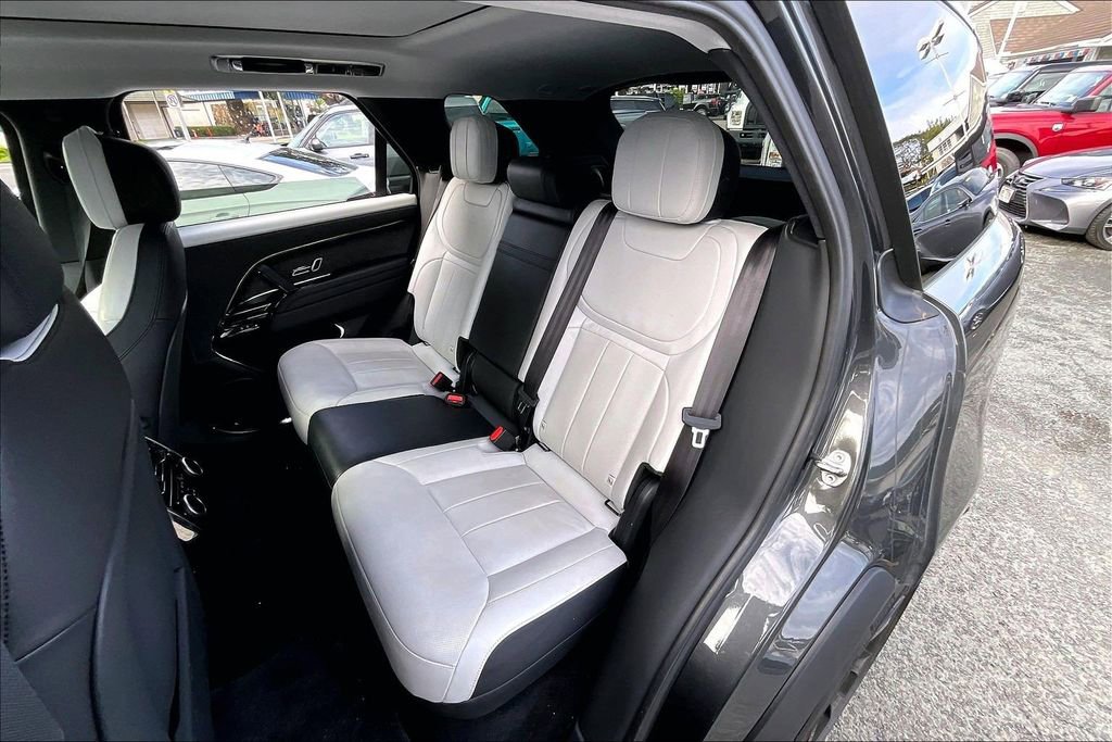 Used 2025 Land Rover Range Rover Sport Dynamic SE image 28