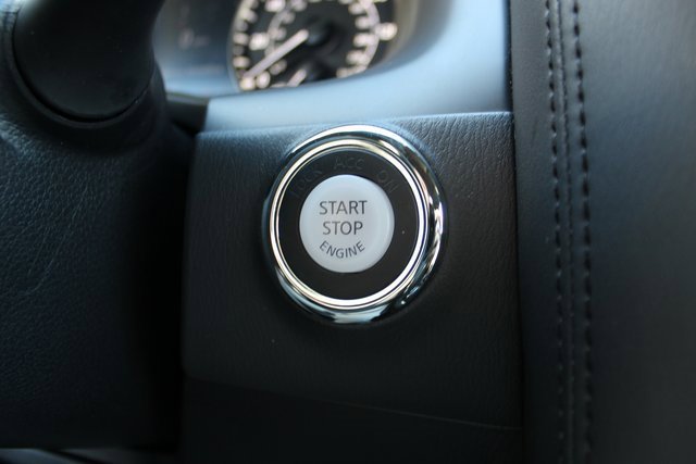 Used 2024 Nissan Armada SL w/ Midnight Edition Package image 18