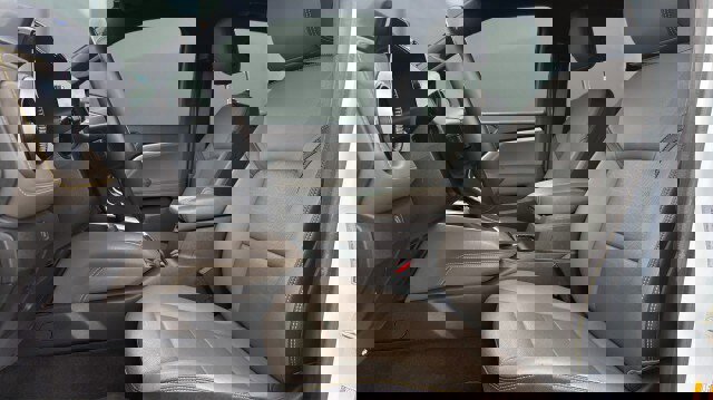 Used 2023 Chevrolet Colorado ZR2 w/ ZR2 Convenience Package III image 18