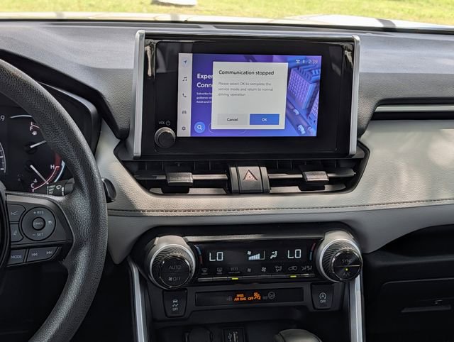 Used 2024 Toyota RAV4 XLE w/ Convenience Package FWD image 15