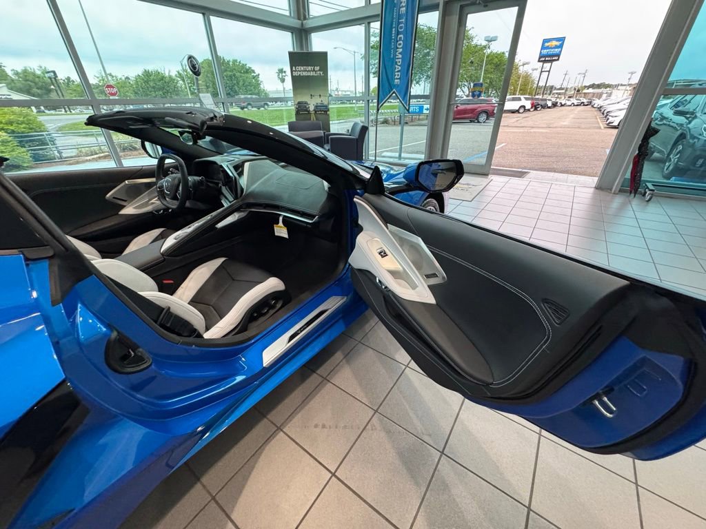 New 2026 Chevrolet Corvette Stingray Preferred Conv w/ 2LT image 16