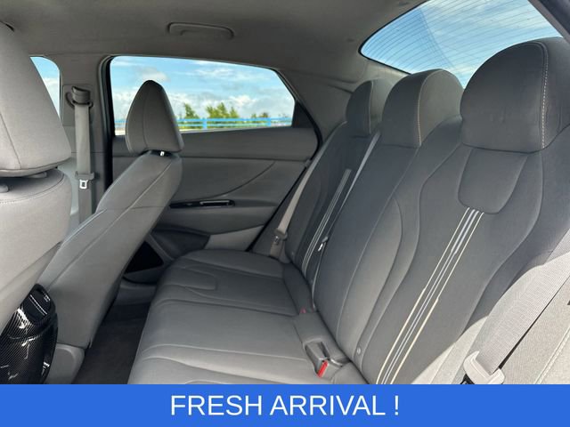 Used 2024 Hyundai Elantra SEL image 27