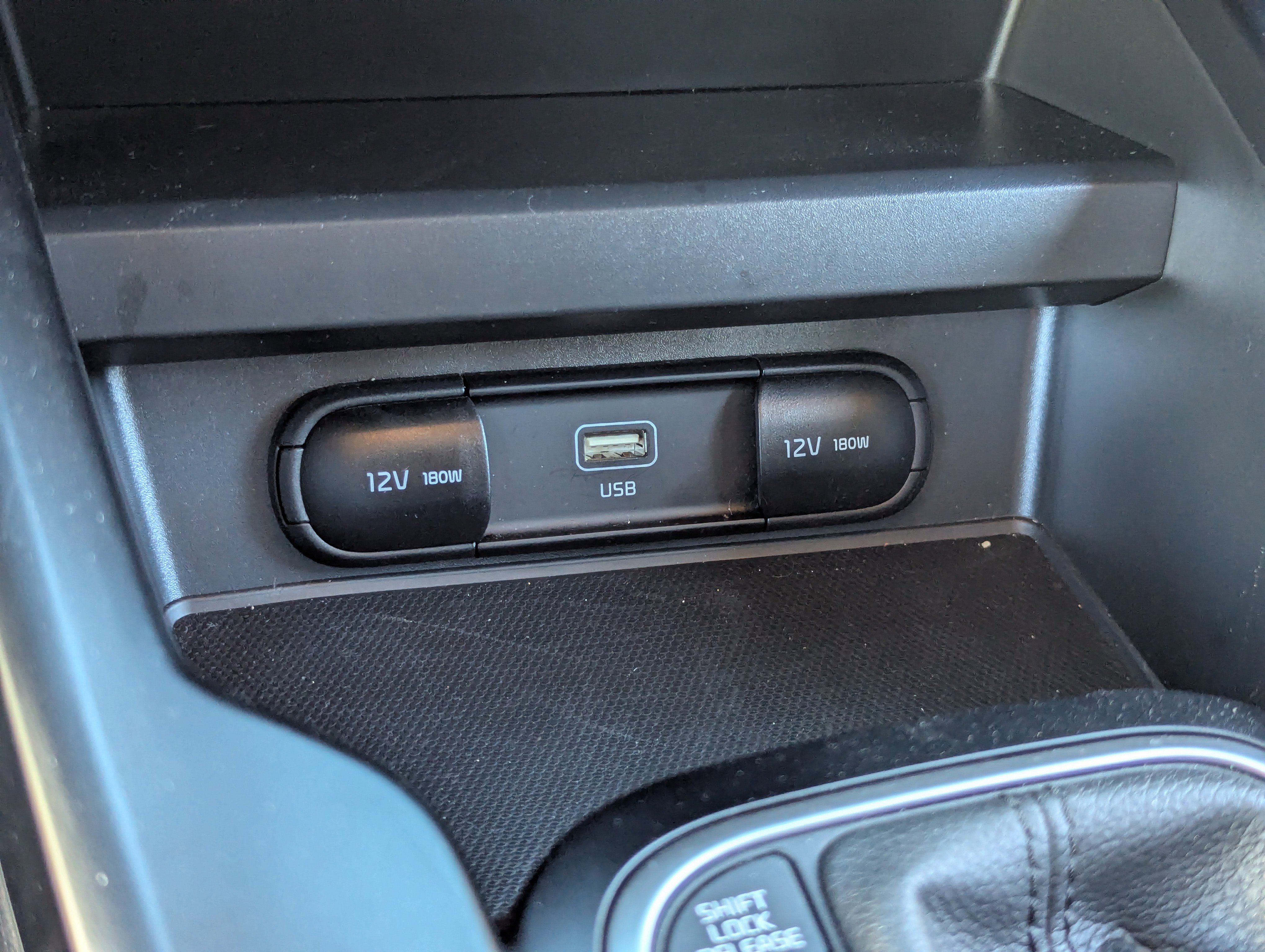 Certified 2025 Kia Soul LX w/ LX Technology Package image 27