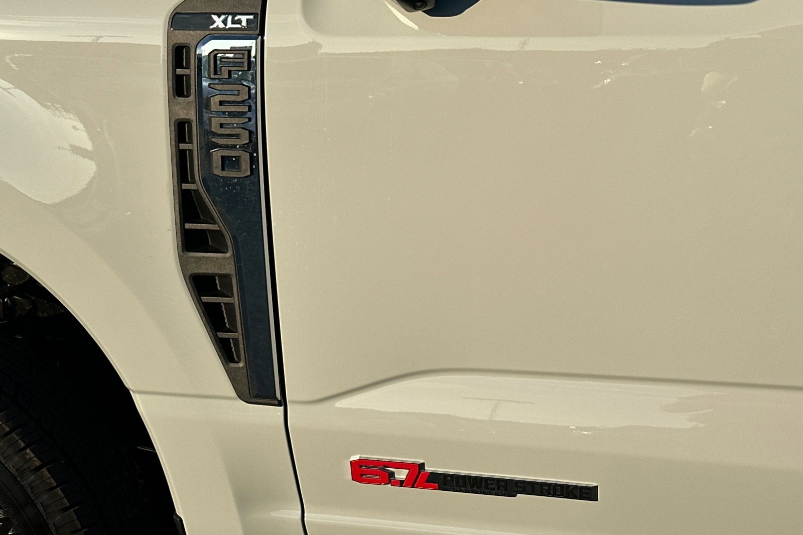 New 2026 Ford F250 XLT w/ XLT Premium Package image 24